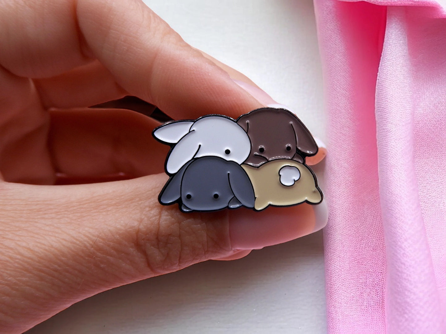 Pin's Broche Email | Pile de Lapins | Calins de Lapins | Mignon | Kawaii