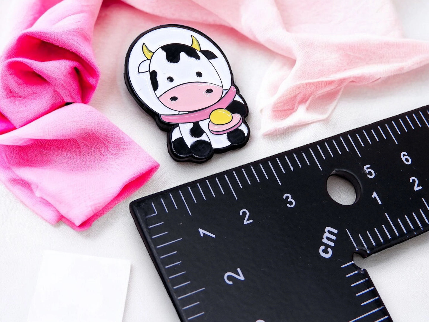 Pin's Broche Email | Vache Astronaute | Kawaii | Cosmonaute