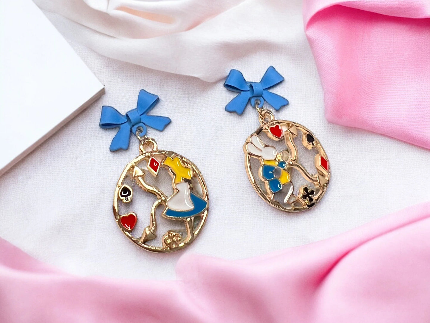 Boucles Oreilles | Pendants d'oreilles | Alice aux Pays des Merveilles | Lapin En Retard Alice | Cuivre Plaqué Or