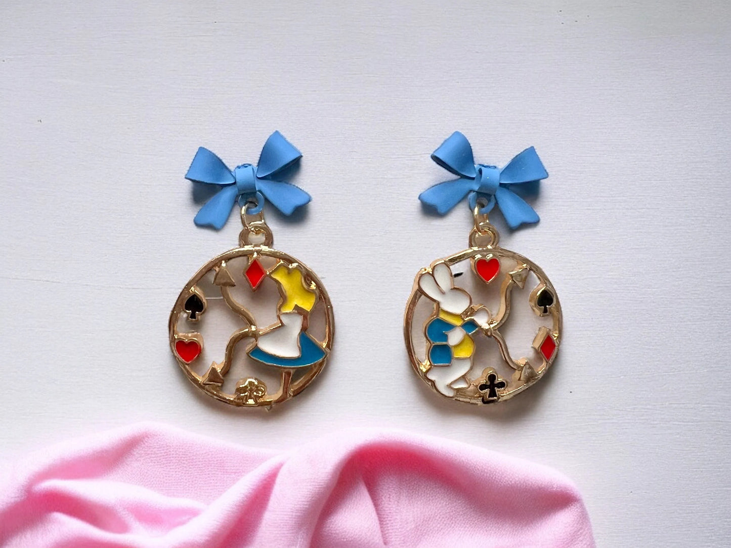 Boucles Oreilles | Pendants d'oreilles | Alice aux Pays des Merveilles | Lapin En Retard Alice | Cuivre Plaqué Or