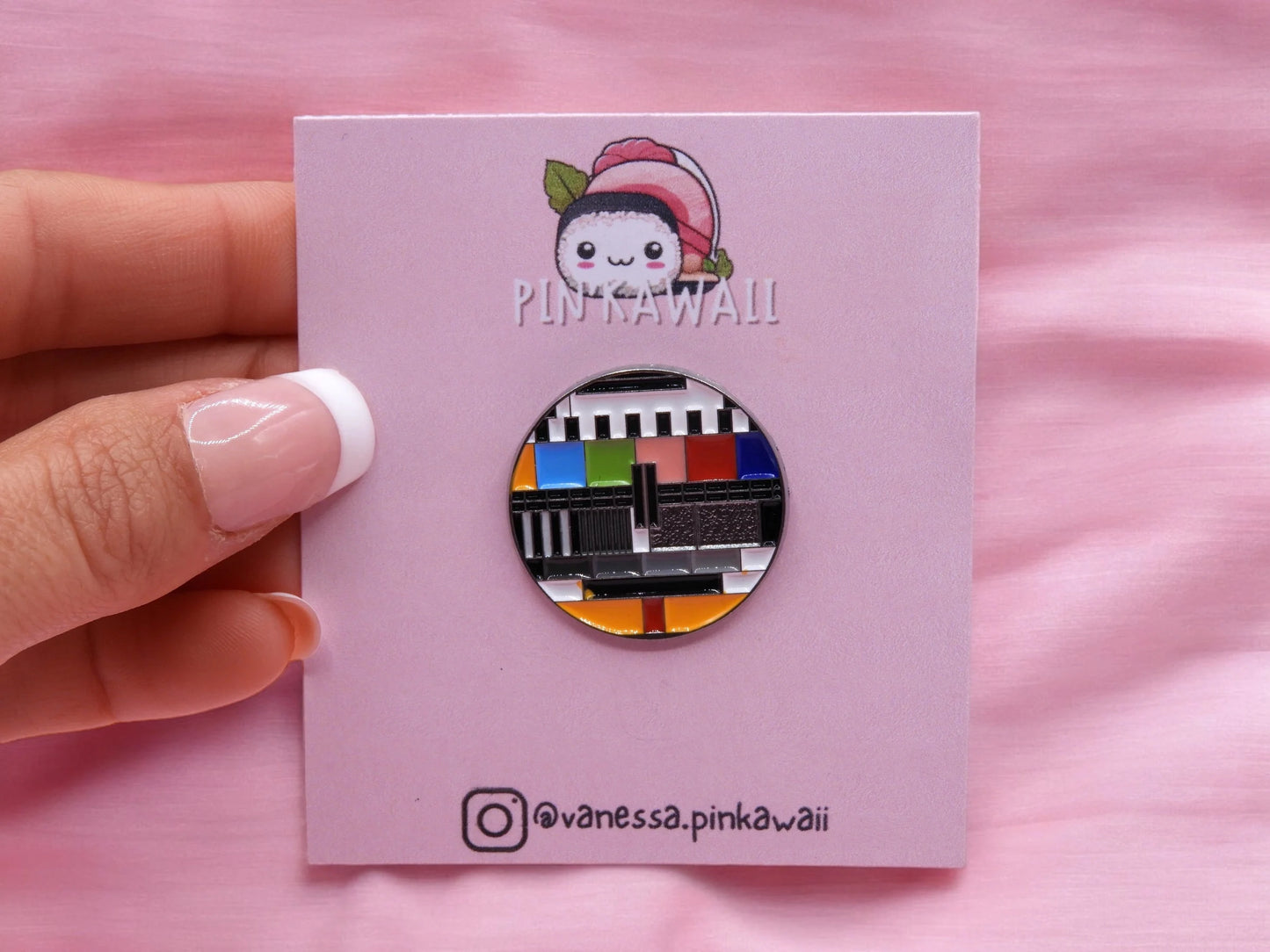 Pin's Broche Email | Télévision Vintage | Humour | Kawaii | Mignon