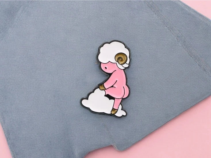 Pin's Broche Email | Mouton sur Nuage | Ange | Humour | Mignon | Fun | Kawaii