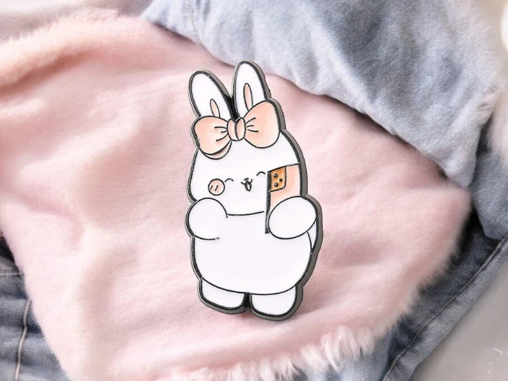 Pin's Broche Email | Lapin Selfie ou Brouette de bébé Lapin | Kawaii | Mignon Dessin Animé